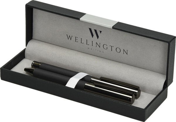 236291-EC Set pisaći Wellington Stamford ol.kem + roler crni u poklon kutiji P1/100